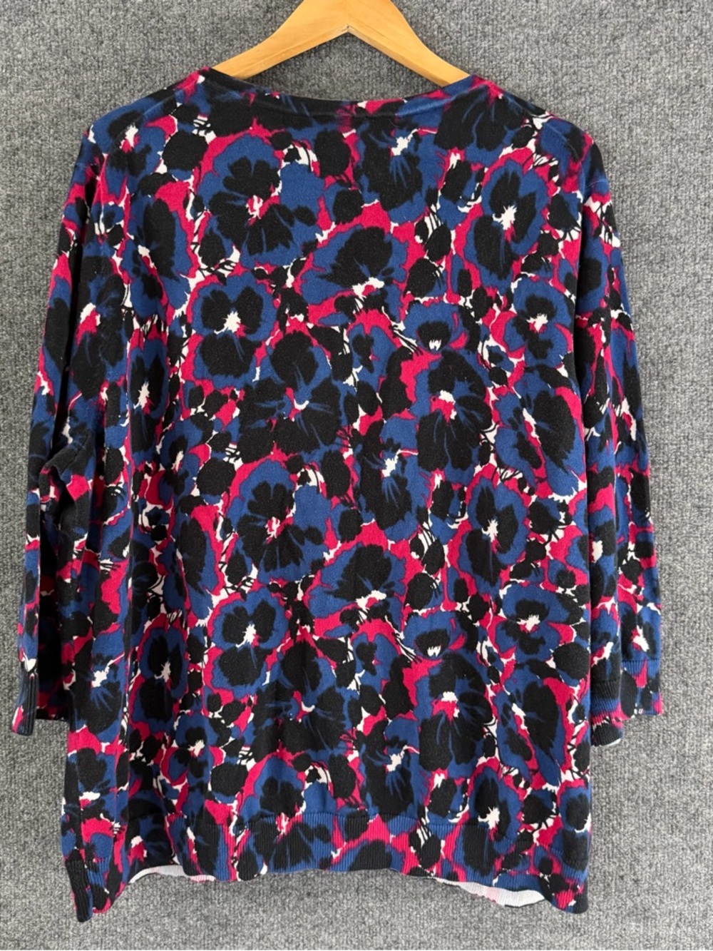 Talbots Womens 3/4 Sleeve Floral Button Up Cardigan Sweater Navy Pink Spring - Picture 2 of 7